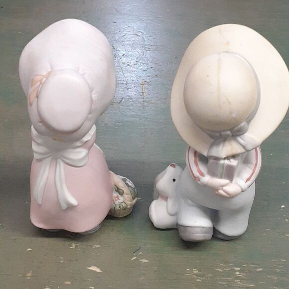 Vintage 4 pc set Homco boy with puppy, girl with flowers plus gardening pair - Picture 4 of 11